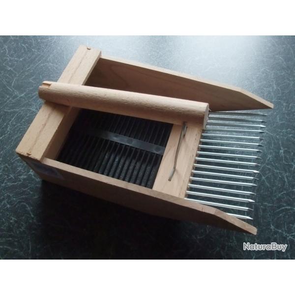 Peigne � myrtilles, pince ou r�teau � baie neuf