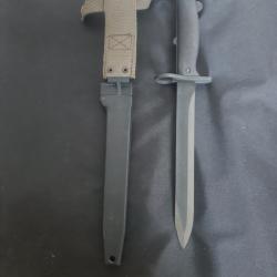 Ba&iuml;onnette famas