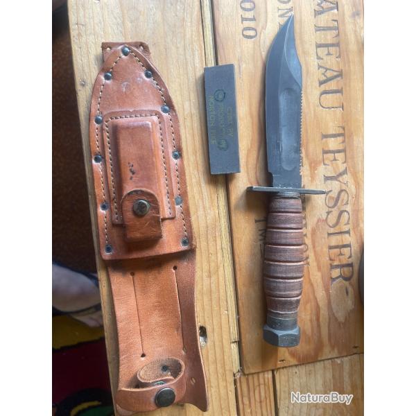 Couteau, pilote d'h�licopt�re, camillus 1984