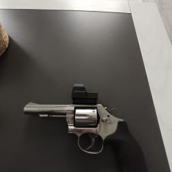 SMITH & WESSON 64 MILITARY