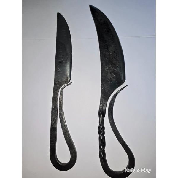 VENDS 2 COUTEAUX FAIT MAIN
