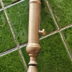 Bougeoir ancien r&eacute;glable en laiton - syst&egrave;me &agrave; poussoir - XIXe / vintage