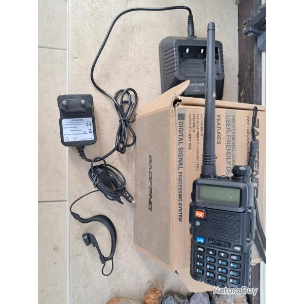 Talkie walkie / radio  BAOFENG UV-5R