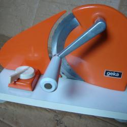 Trancheuse &agrave; pain ou viande Vintage ann&eacute;e 70 formica  l 'ensemble fonctionne