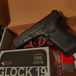 GLOCK 19 Gen5 GBB gaz - VFC - Noir