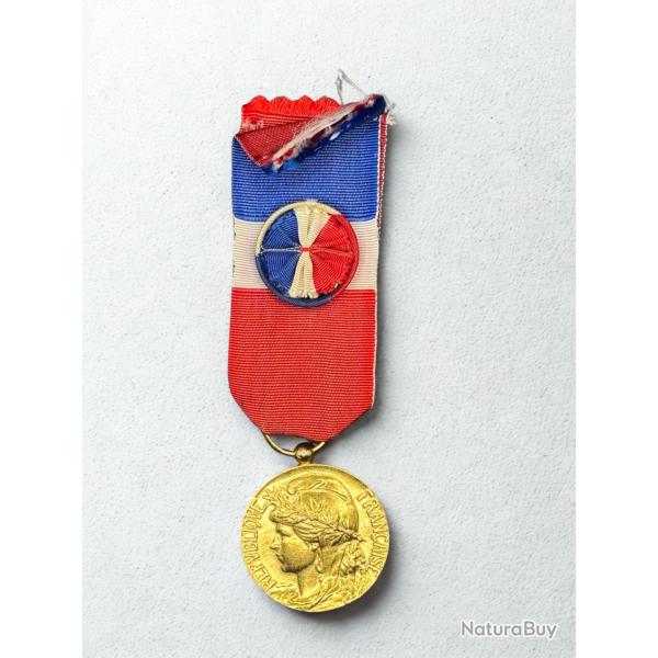 (31.004) M�daille d'honneur du travail