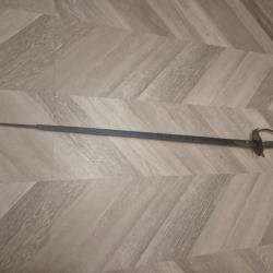 Sabre d'officier fran&ccedil;ais ancien - &eacute;poque Restauration (vers 1820-1840) - avec fourreau