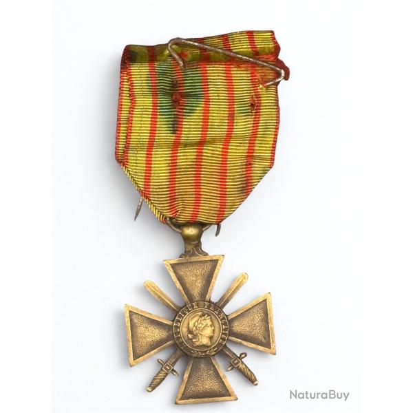(40.011) Croix de guerre 1914-1918