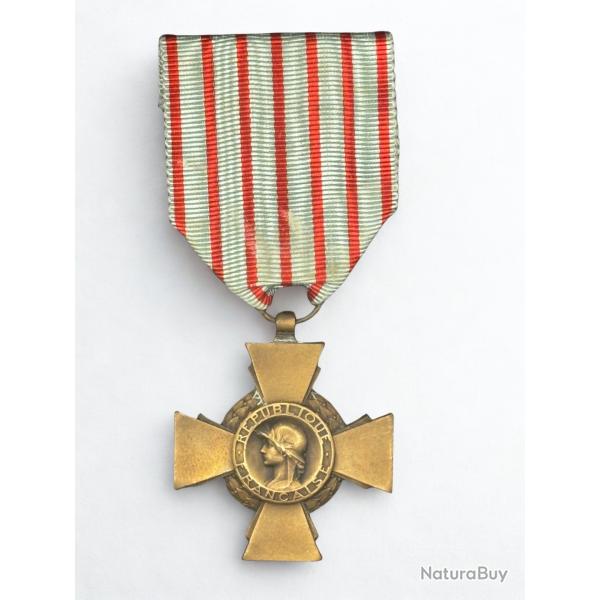 (20.025) Croix du combattant
