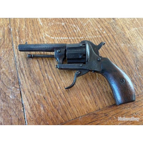 Pistolet � broche calibre ?? 7mm ??