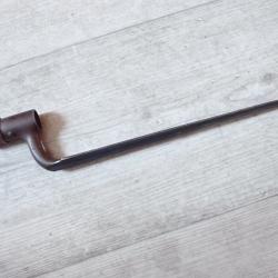 Ba&iuml;onnette pour fusil de cadet, sur le mod&egrave;le 1777. Longueur 30 cm