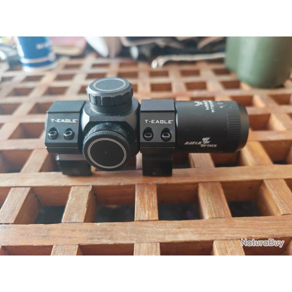 Viseur zoom x3 March optics avec ses anneaux picatinny