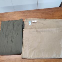 Lot de deux ch&egrave;che