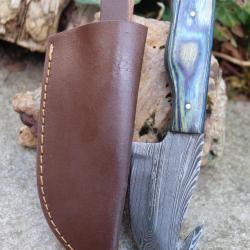 Guthook Couteau Damas Lame 256 Couches Crochet Manche Bois Fabrication Artisanale Etui Cuir 001