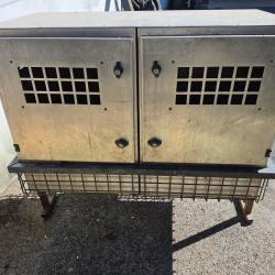 caisse 2 chiens Atemis