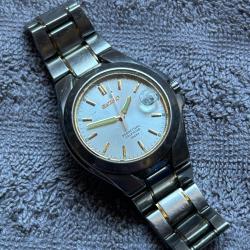 Montre Seiko Perpetual Calendar 8F33-00G0