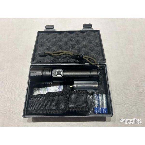 LAMPE TORCHE LED XHP70 RECHARGEABLE 10000 LUMENS