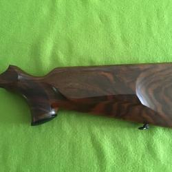 CROSSE EN BOIS NOYER  GRADE 4. POUR BLASER R8 CROSSE D ORIGINE