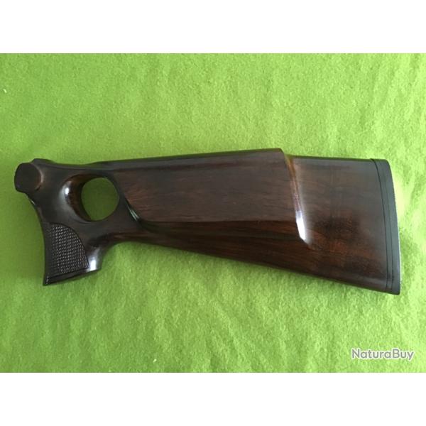 CROSSE TROU DE POUCE EN BOIS NOYER  GRADE 4. POUR BLASER R93. CROSSE D ORIGINE.