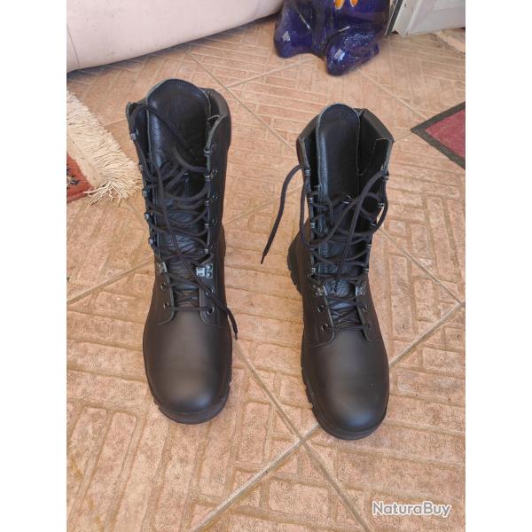 Botte de combat taille 44 Neskrid