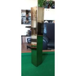Grand vase en laiton massif