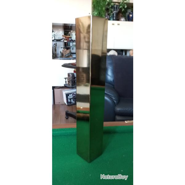 Grand vase en laiton massif