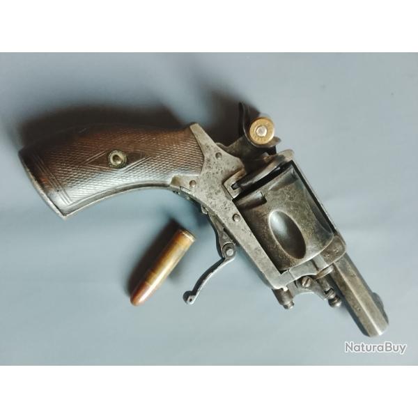 British Bulldog 8mm92