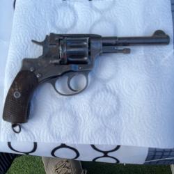 Revolver NAGANT Mod&egrave;le 1895