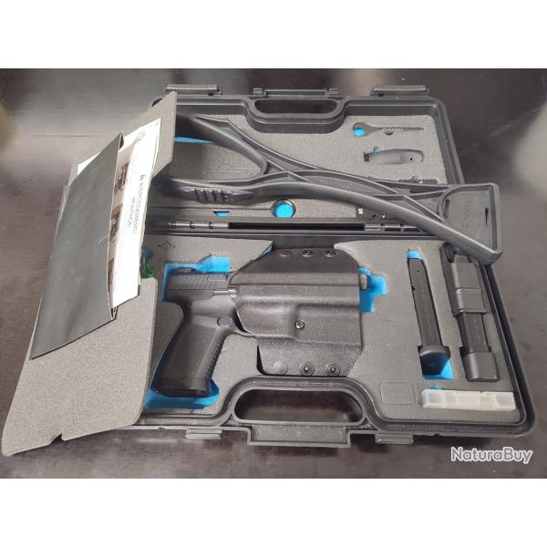CANIK TP9 Elite Combat filet� 9x19 + hausse r�glable + crosse