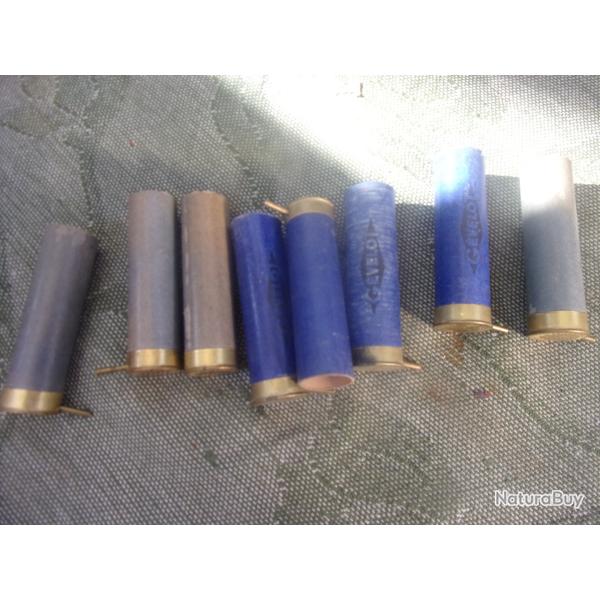 8 �tuis vides  � broche calibre 16