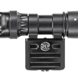 Lampe M313V Tan 250 lm / 100 mW IR Surefire avec montage RM45 et double switch DS/SR07