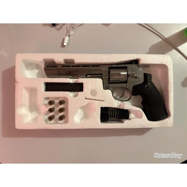 Revolver Dan Wesson 6" BB 4.5 (3 joules)