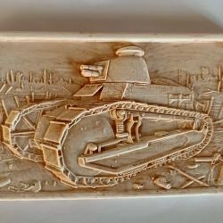 Bas relief Char FT 17 avec support 15 x 9 cm