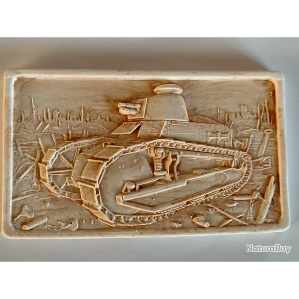 Bas relief Char FT 17 avec support 15 x 9 cm