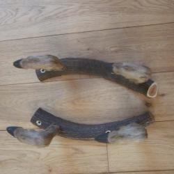 PORTE 2 FUSILS PATTES CHEVREUIL MONTE SUR CORNE DE CERF