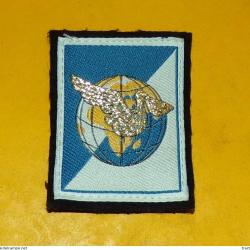Brigade Logistique de la Force d'Action Rapide, rectangle taill&eacute; bleu et blanc broch&eacute; d'un globe cha