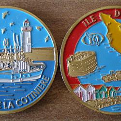 Medaille en Couleur Ile Oleron Fort Boyard Bateau Barque Port de la Cotiniere
