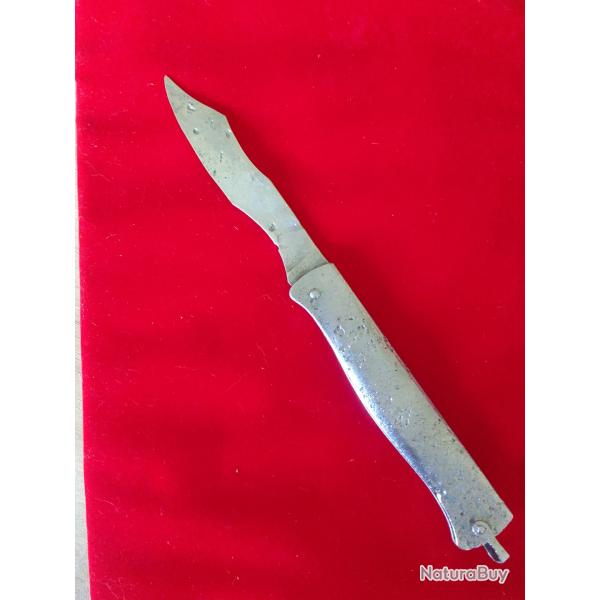 Couteau pliant Douk Douk geant tr�s ancien