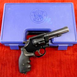 SMITH & WESSON 10-11