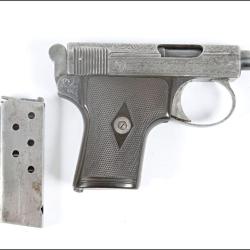 Pistolet Webley & Scott mod&egrave;le 1907 6.35 Browning grav&eacute;