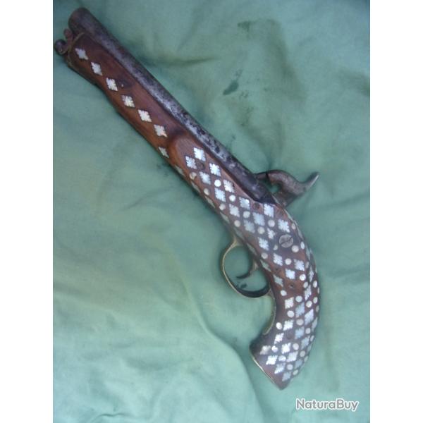 pistolet � percussion Afrique du Nord sur base arme r�glementaire