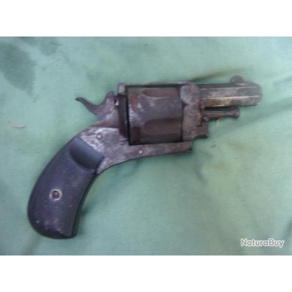 pistolet type Bulldog peut-�tre .380