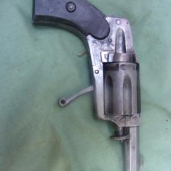 pistolet type Hammerless long.14,5 cm