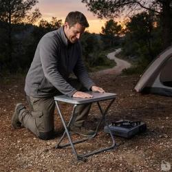 Table de camping pliante en acier gris - Plateau suppl&eacute;mentaire inclus