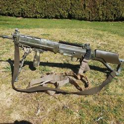 SIG 551 LB SWAT calibre 5,56x45 (223 REM).