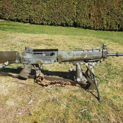 SIG 551 LB SWAT calibre 5,56x45 (223 REM) + Accessoires