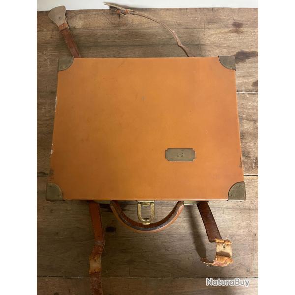 Cartouches 28 7 1/2 & malette en cuir