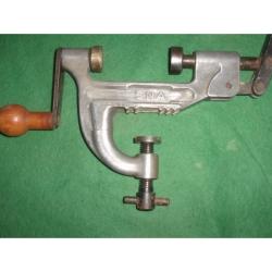 sertisseur calibre 12