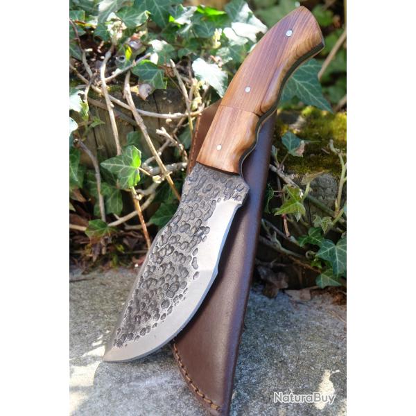 Couteau Bushcraft Trakker Survie Lame Acier Carbone 1055 Martell�e Manche Bois Etui Cuir F Artisanat
