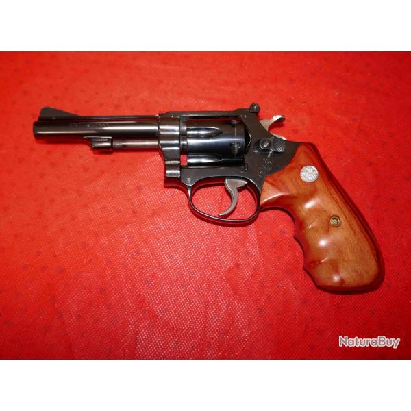 Revolver Smith & Wesson 34-1 en 22Lr canon de 4" appel� aux USA 22/32 kit gun
